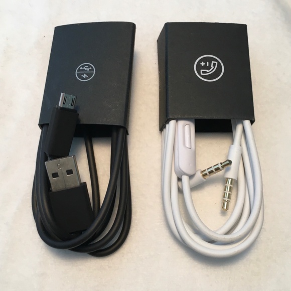 BEATS by DRE Wireless Studio2 Headphones Model B0501 Black - Picture 8 of 9